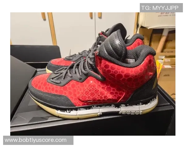 库里首次穿上李宁韦德之道1魔鬼鱼入场引发热议